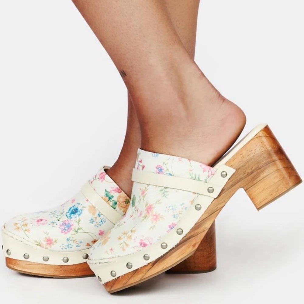 Free People Flower Calabasas Clogs